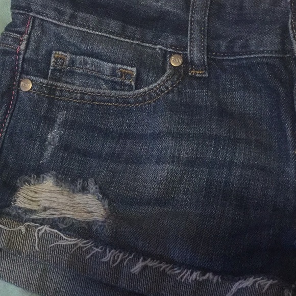 Victoria’s Secret Pink Distressed Raw Cuffed Hem Jean Shorts - Picture 6 of 8